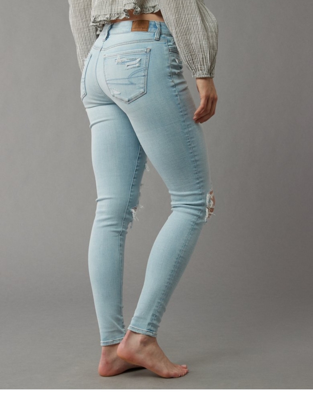 American Eagle Outfitters Light Blue Low-Rise Ripped Women's Jeans - Picture 5 of 6